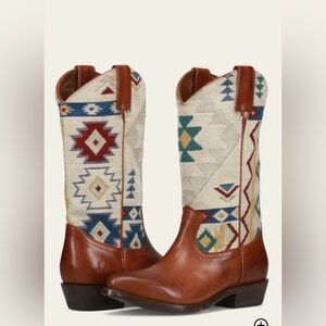 New $378 FRYE BILLY PULL ON SOUTHWEST size 7